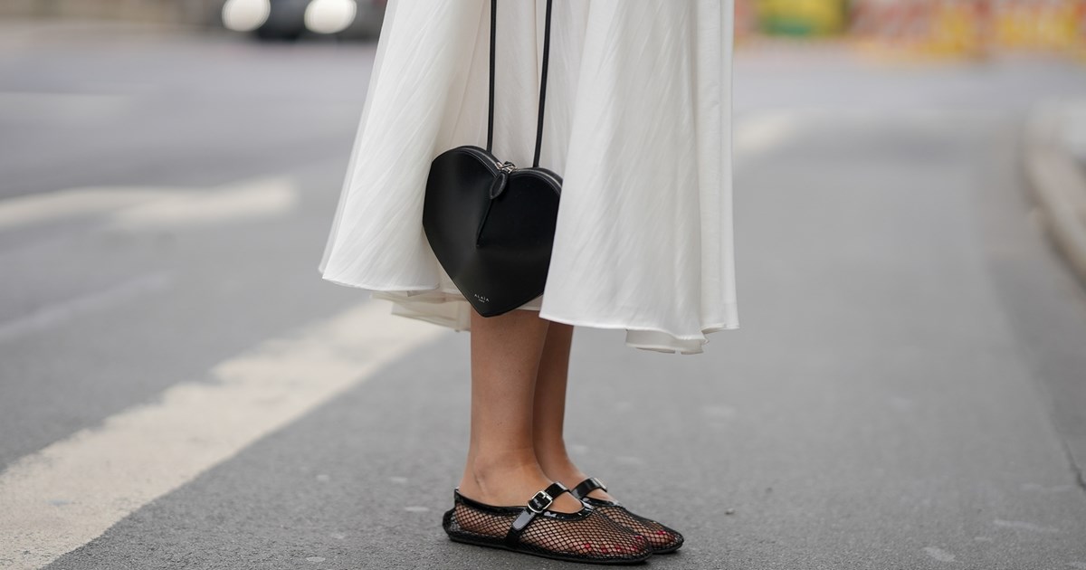 Οι μπαλαρίνες με δίχτυ που δεν πρέπει να λείπουν από τη βαλίτσα των διακοπών σου