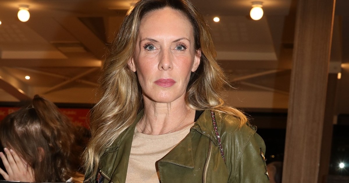 Εβελίνα Παπούλια | Η πρωινή γυμναστική με αθλητικό outfit