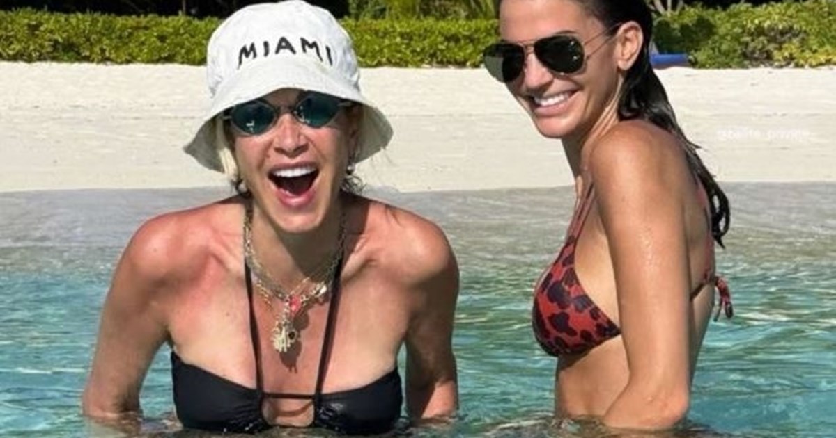 Άννα Βίσση | Η καλλιτεχνική φωτογραφία με φόντο "το πιο όμορφο ηλιοβασίλεμα του κόσμου" - εικόνα 2