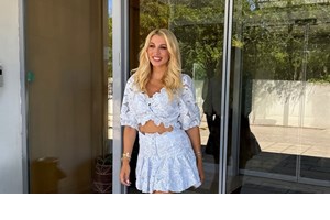 Η Κωνσταντίνα Σπυροπούλου με την πιο εντυπωσιακή εκδοχή στο γαλλικό μανικιούρ - εικόνα 2