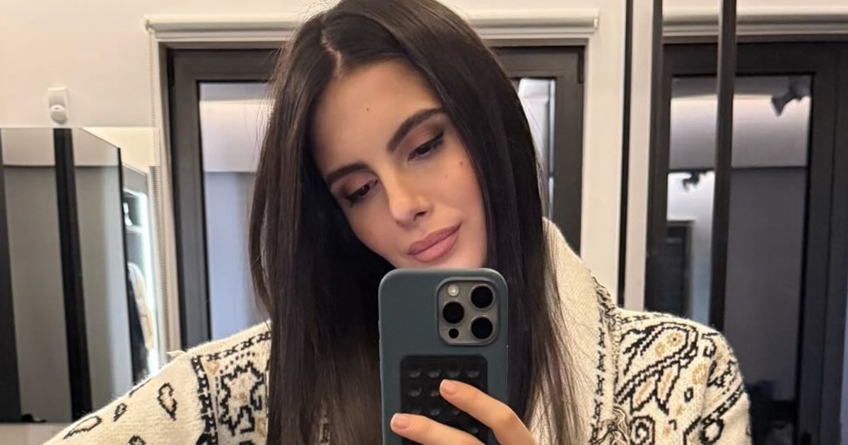 Η Ελένη Τσολάκη μόλις υιοθέτησε το κούρεμα που την έκανε να μοιάζει με Γαλλίδα