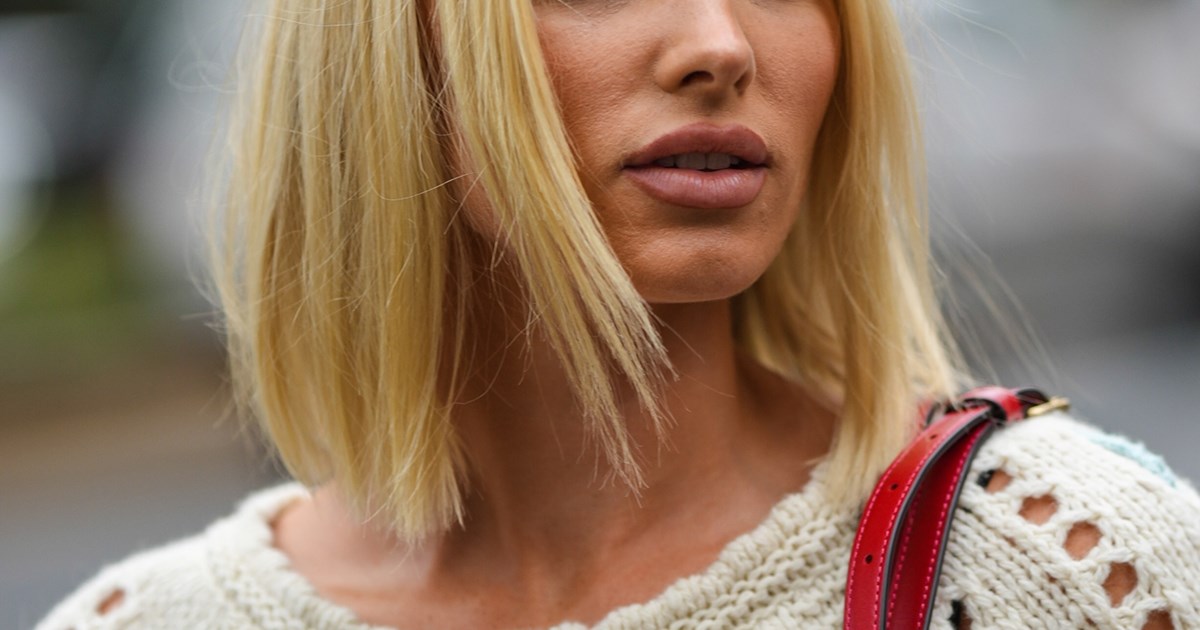 Σοφία Καρβέλα | Σε αυτό το υγρό ρουζ "ορκίζεται" για  αξεπέραστη sunkissed επιδερμίδα