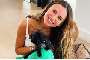 Ελένη Τσολάκη | Επιστροφή στη γενέτειρά της 6 μήνες μετά τη γέννηση της κόρης της - εικόνα 2