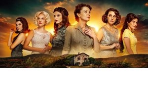 Η Αναστασία Παντούση μάς βάζει στα γυρίσματα της σειράς "Το Σπίτι Δίπλα στο Ποτάμι" | Η selfie με τον συμπρωταγωνιστή της, Αλέξανδρο Σταύρου