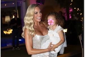 Ιωάννα Μαλέσκου | Η ανανεωμένη εμφάνιση σε κοσμικό event και η νέα αναφορά στον Κωνσταντίνο Δανιά