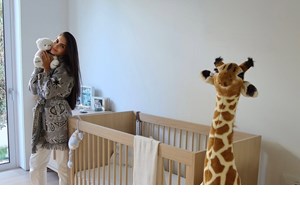 Αλεξάνδρα Νίκα | Οι θαυμαστές της τη ρωτούν για τον αγαπημένο της τραγουδιστή κι εκείνη τους αποστομώνει - εικόνα 4