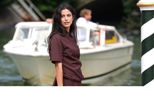 "Το τελευταίο νησί" | Αυτή είναι η διάσημη ηθοποιός που θα συμπρωταγωνιστήσει με τον Ανδρέα Κωνσταντίνου στη νέα σειρά της ΕΡΤ - εικόνα 4