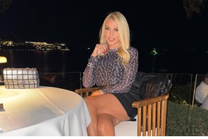 Μικρός κύριος ο Βλάσσης Σταθοκωστόπουλος | Με υπέροχο παιδικό κοστούμι στην έξοδο με την Κωνσταντίνα Σπυροπούλου - εικόνα 3