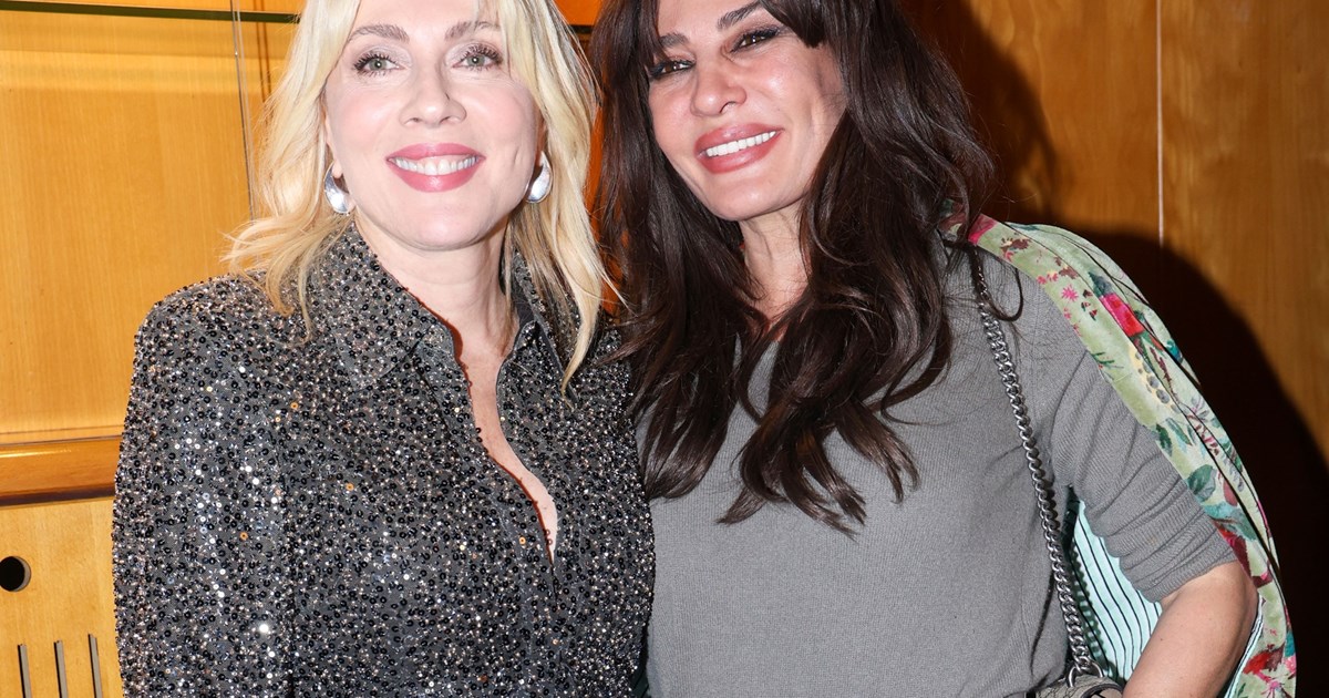 Όπως δεν την έχουμε ξαναδεί | Η Δήμητρα Ματσούκα με athleisure look σε δημόσια εμφάνιση - εικόνα 7