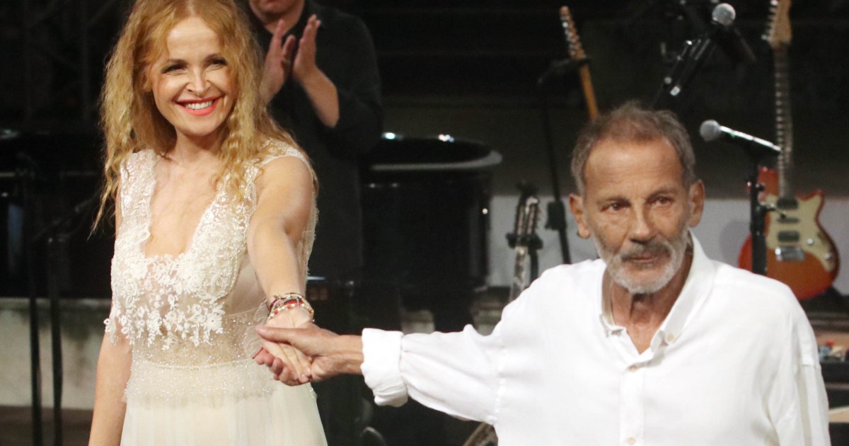 Σταύρος Ξαρχάκος | Αγκαλιά με τα δίδυμα παιδιά του στη σκηνή του Ηρώδειου - εικόνα 10