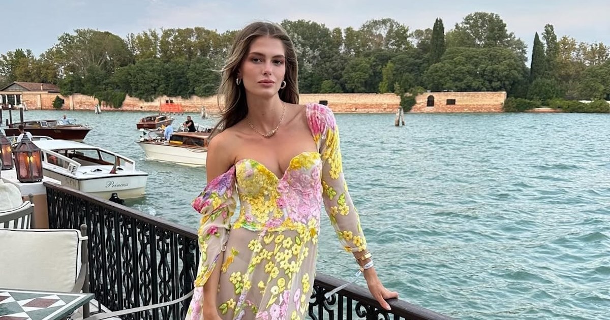 Αμαλία Κωστοπούλου | Στην Εβδομάδα Μόδας της Νέας Υόρκης με το vintage ρολόι του μπαμπά της - εικόνα 4