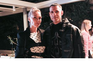 "Μεγαλώνουμε μαζί" | Η έφηβη Τάμτα με την κόρη της σε ένα σπάνιο καρέ - εικόνα 3