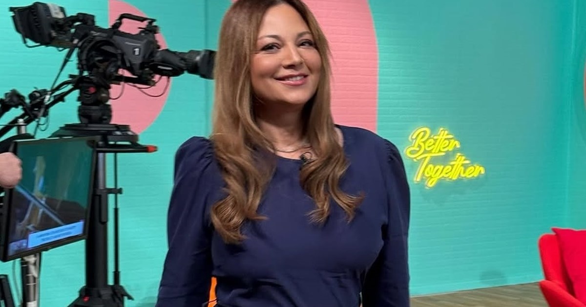 Το λευκό λινό παντελόνι της Νάνσυς Ζαμπέτογλου είναι αυτό που χρειάζεσαι αυτή την περίοδο | Θα το βρεις στη Zara - εικόνα 2