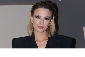 Με μαγιό χωρίς photoshop | Η Κατερίνα Λιόλιου στη Μύκονο με τον σύντροφό της, Χάρη Παπατζανή