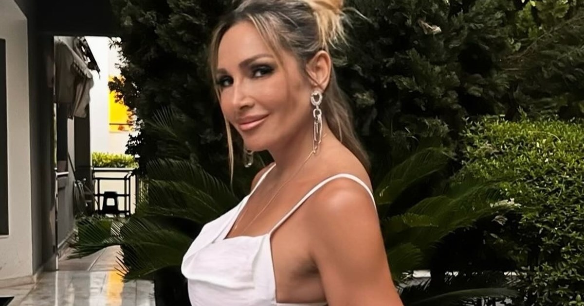 Η Ελένη Πετρουλάκη "ξέφυγε" | Το παχυντικό δείπνο που απόλαυσε χωρίς ενοχές - εικόνα 2