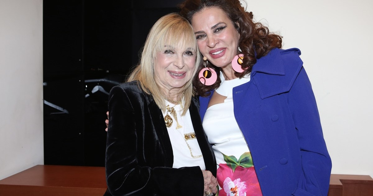 Δήμητρα Ματσούκα | Με sexy σορτς και μπότες στην επίσημη πρεμιέρα του "Hotel Amour"