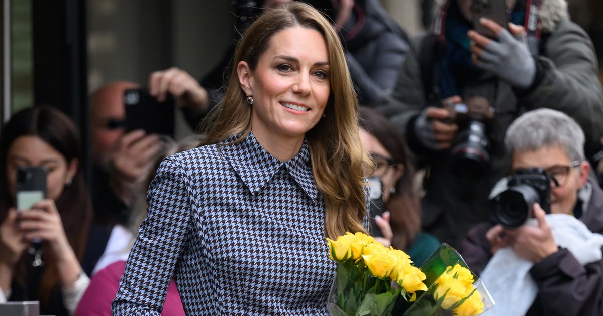 Το ριγέ πουλόβερ από την Marks&Spencer που θα σε βοηθήσει να κάνεις layering με σύγχρονο τρόπο