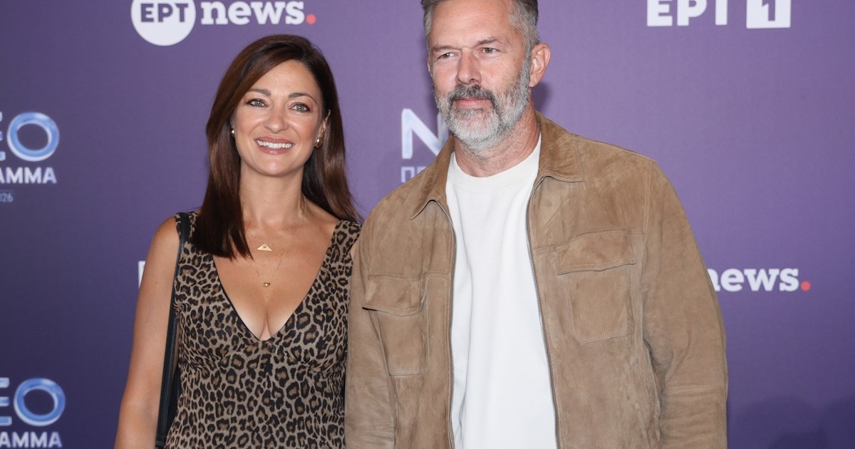 Μιμή Ντενίση | H chic εμφάνιση στην παρουσίαση του νέου προγράμματος της ΕΡΤ και η επιστροφή στο τηλεοπτικό σκηνικό