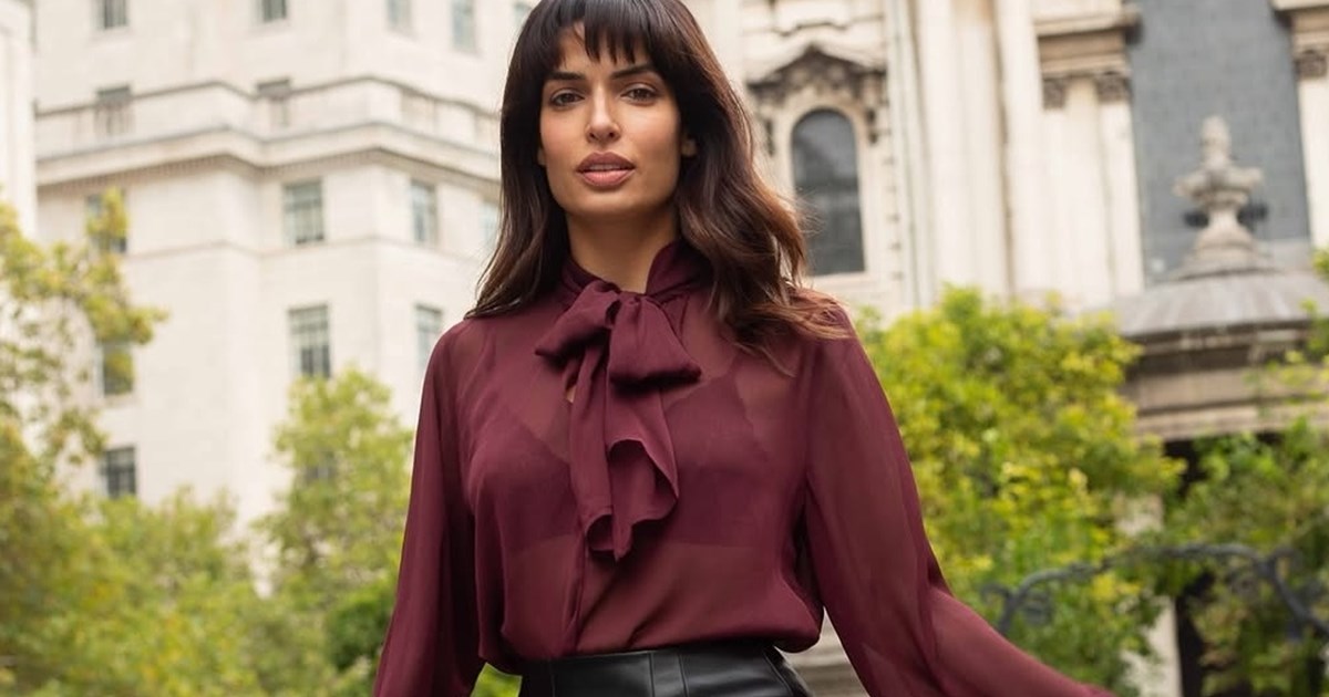 Για ψώνια η Τόνια Σωτηροπούλου | Με τέλειο chic σύνολο στο κέντρο της Αθήνας