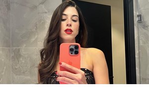 Η Αθηνά Οικονομάκου με ένα από τα πιο διαχρονικά μανικιούρ - εικόνα 2