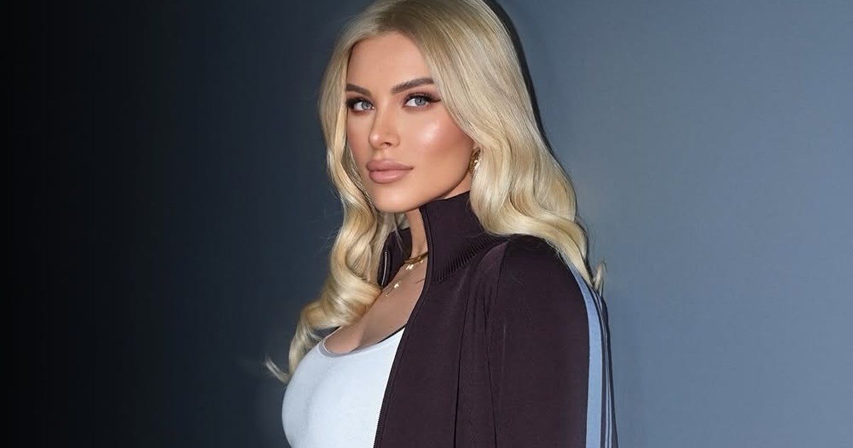 Η Μαρία Ηλιάκη με την μπλούζα από τη Zara που βλέπουμε παντού στα social