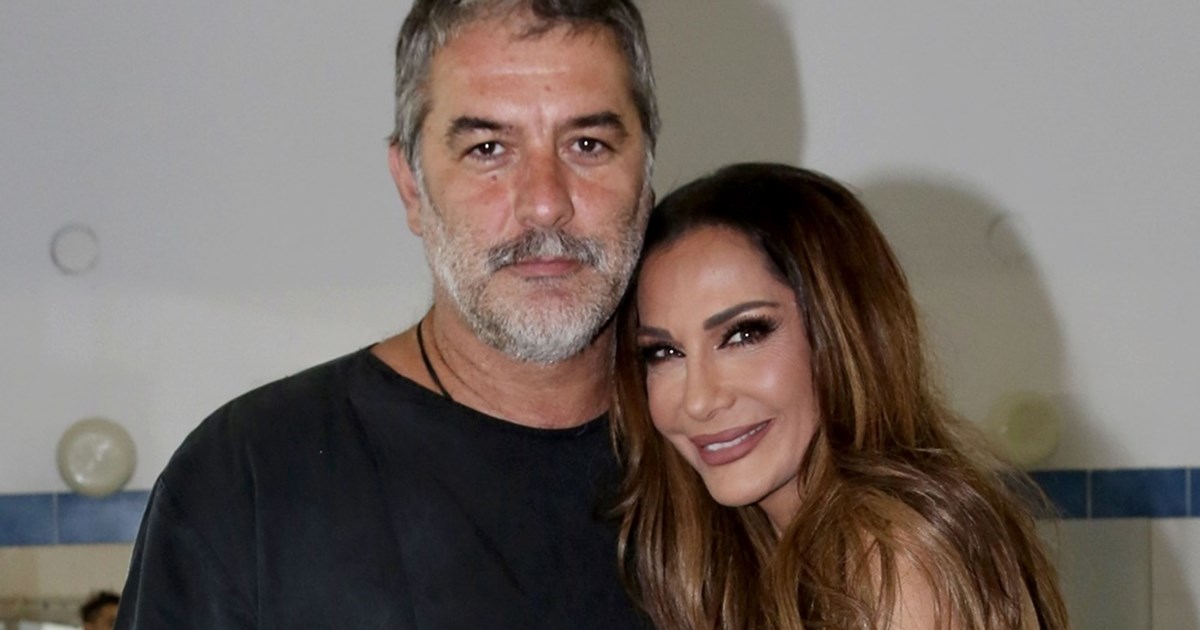 Δέσποινα Βανδή | Σε βραδινή έξοδο με τον Βασίλη Μπισμπίκη