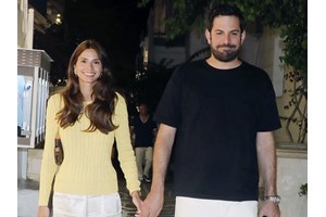 Ανανεωμένη η Ηλιάνα Παπαγεωργίου | Η νέα σέξι φωτογράφιση σε μπάνιο με total black look - εικόνα 2