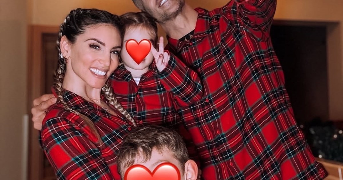 Σιέννα Μιχοπούλου | Σαν πριγκίπισσα στο πάρτι του αδερφού της, Μάξιμου - εικόνα 3