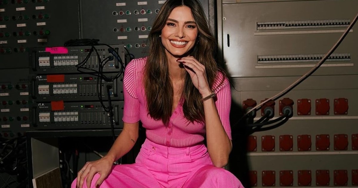 Η Τζένη Μελιτά με το φόρεμα από τη Zara που θα φορέσεις στο επόμενο κάλεσμά σου - εικόνα 4