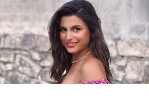 Η Σίσσυ Χρηστίδου με ολόσωμο μαγιό από τη Zara | 5 ολόσωμα μαγιό που μπορείς να κάνεις δικά σου