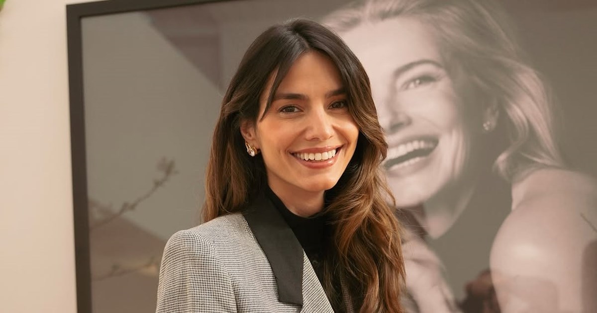 Ηλιάνα Παπαγεωργίου | Το ιδιαίτερο στολίδι στο δέντρο της αφιερωμένο στον αγαπημένο της, Γιάννη Καραβασάνη