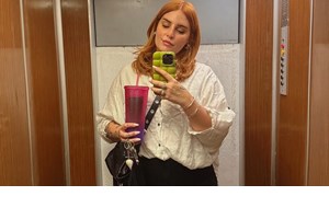 Μαυρισμένο κατάξανθο κοριτσάκι η Εβελίνα Νικόλιζα | Η φωτογραφία από τις καλοκαιρινές της διακοπές