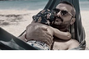 "Πόση γλύκα να χωρέσει σε ένα βίντεο" | Ο γιος του Λεωνίδα Κουτσόπουλου βρήκε πού θα περάσει φέτος τις διακοπές του