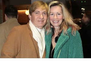 Σε disco mood η Άριελ Κωνσταντινίδη | Ο ξέφρενος χορός σε νυχτερινή της έξοδο