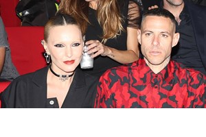 Τάμτα - Πάρις Κασιδόκωστας | Νέα πολυτελής κατοικία στην Αντίπαρο για το ζευγάρι - εικόνα 2