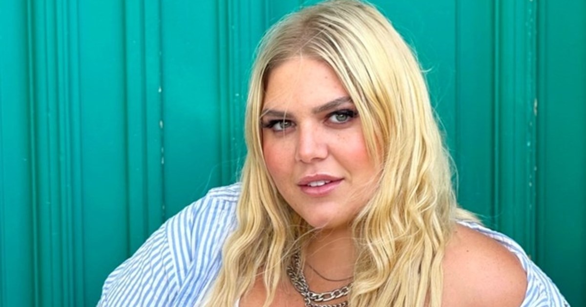 Δανάη Μπάρκα | Η πρώτη φωτογραφία με τον νέο της σύντροφο και το μήνυμα όλο νόημα για τα φετινά Χριστούγεννα - εικόνα 2