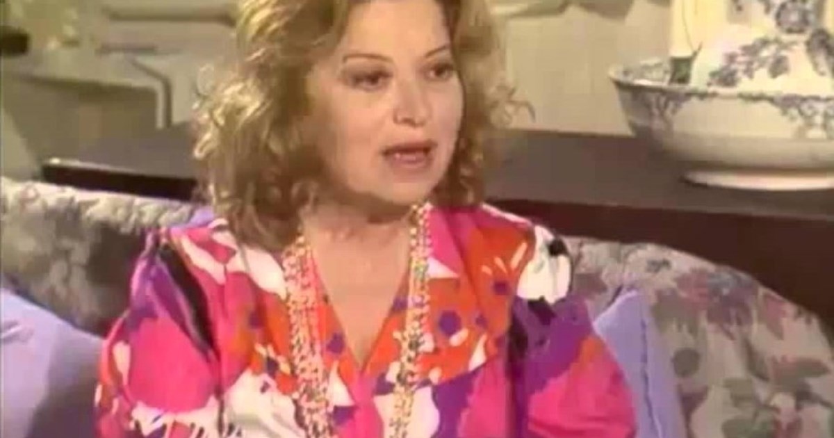 Άννα Κυριακού | Ο εμβληματικός ρόλος της "θείας Μπεμπέκας" που σημάδεψε την καριέρα της - και με αυτόν θα τη θυμόμαστε για πάντα