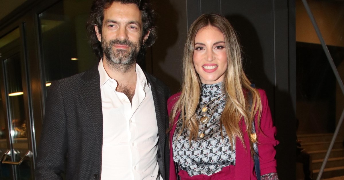 "Μαξιμάρας" | Ο Μάξιμος Μιχόπουλος είναι αστέρι στο τένις και η περήφανη μαμά του θέλει να το μάθει όλος ο κόσμος