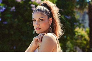 "Λιώσαμε" | Η Ολίβια Στρατή ανέλαβε χρέη επαγγελματία στα γραφεία της μαμάς της