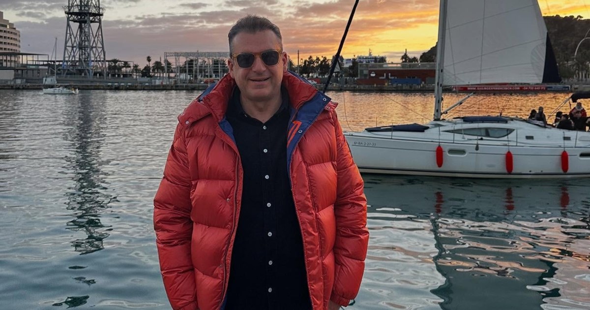 Σε αθλητικό mood ο Γιώργος Λιάγκας | Χαμογελαστός στην προπόνησή του