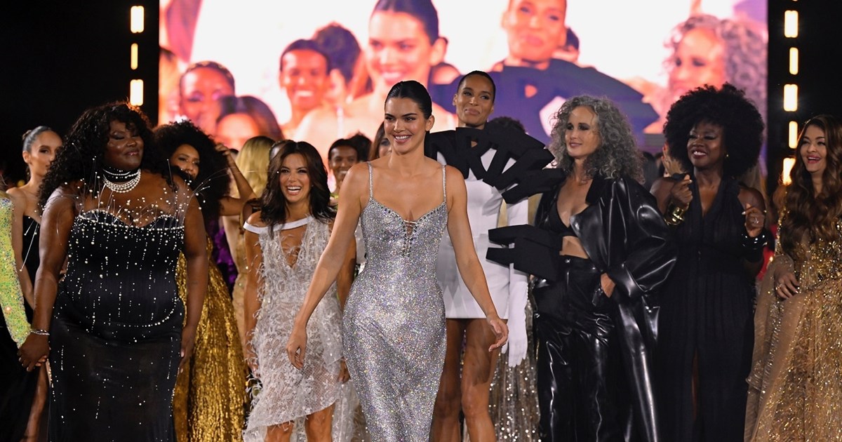 Le Défilé | Ένα beauty catwalk στην καρδιά του Παρισιού μας έπεισε ότι “το αξίζουμε”