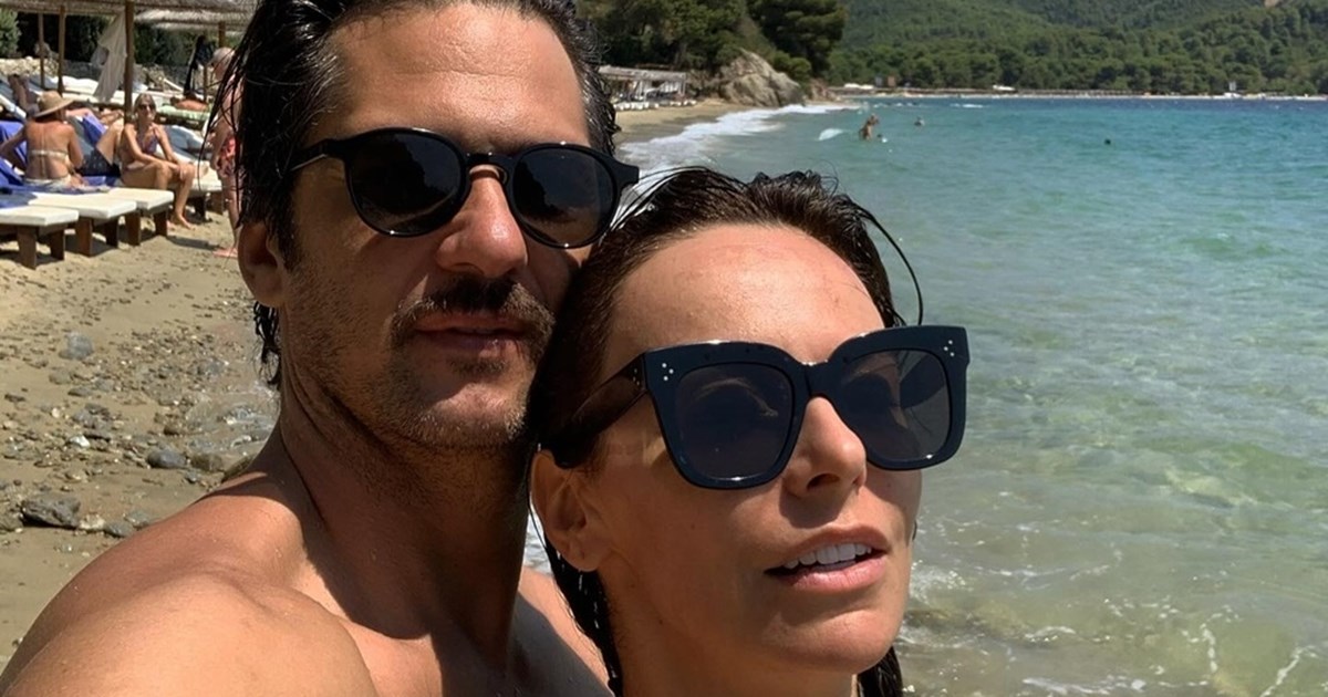 "Η καλύτερη νονά" | Η Μπέττυ Μαγγίρα αγκαλιά με την Αριάδνη Μακαλιά στον φακό της Αντιγόνης Ψυχράμη - εικόνα 5