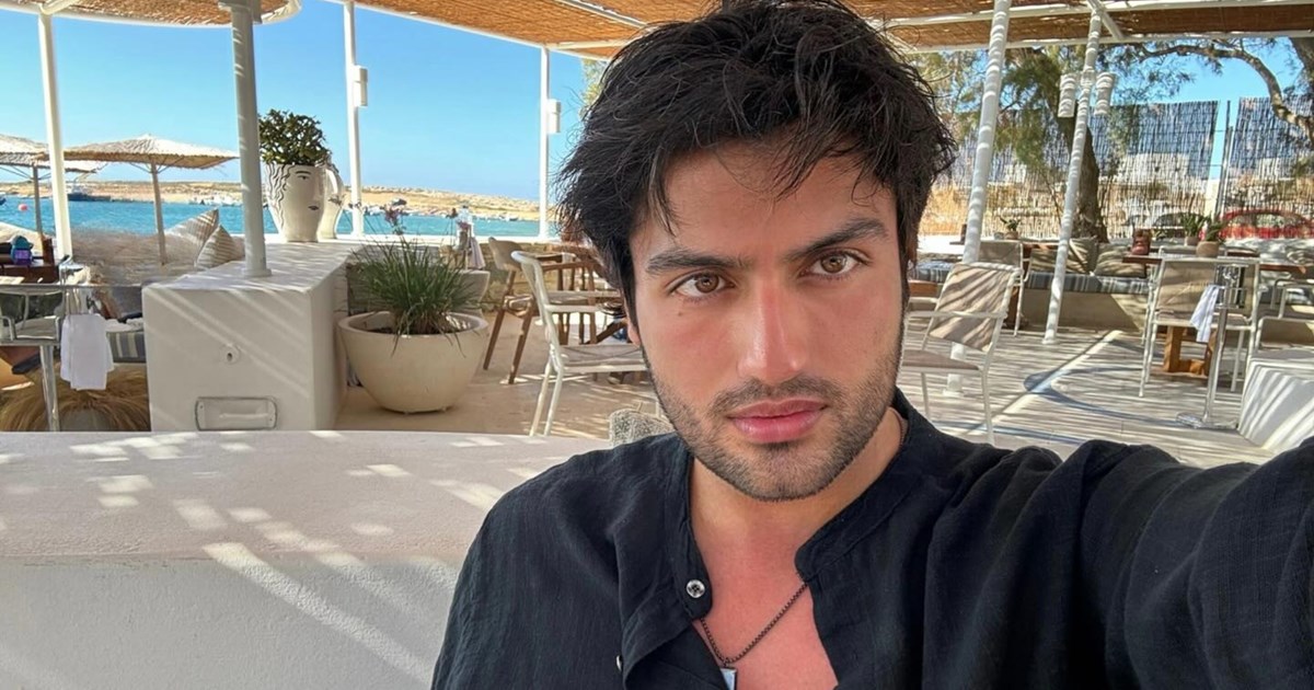 Καίτη Γαρμπή & Διονύσης Σχοινάς | Σε θεατρική πρεμιέρα με τον γιο τους, Δημήτρη