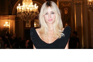 Στη χιονισμένη Νέα Υόρκη η Δούκισσα Νομικού | Οι φωτογραφίες με χειμερινά looks στα χριστουγεννιάτικα τοπία