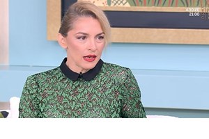 Γιούλικα Σκαφιδά | Η γλυκιά αντίδραση του γιου της βλέποντάς τη να φτιάχνει παστίτσιο - εικόνα 2