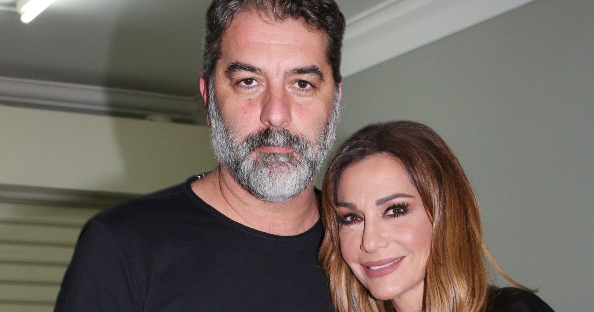 Δέσποινα Βανδή - Βασίλης Μπισμπίκης | Σε παραδοσιακό καφενείο του Ρεθύμνου για ρακές και καλό φαγητό - εικόνα 7