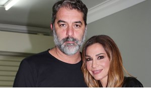 Δέσποινα Βανδή - Βασίλης Μπισμπίκης | Σε παραδοσιακό καφενείο του Ρεθύμνου για ρακές και καλό φαγητό - εικόνα 7