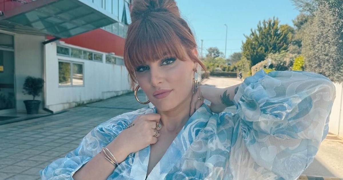 Εβελίνα Νικόλιζα | Με υπέροχο floral κιμονό σε ένα από τα μεγαλύτερα χριστουγεννιάτικα events της Αθήνας