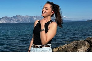 Μαριτίνα Ντενίση | Σε πασίγνωστο burger spot της Αθήνας - εικόνα 4