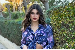 Η Αντιγόνη Νεοφύτου με το little black dress που θα φοράς από το πρωί μέχρι το βράδυ